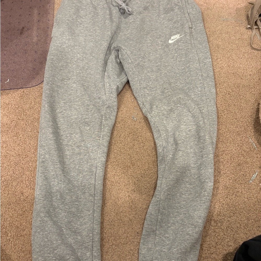 Nike Gray Sweatpants Relaxed Fit Fleece